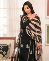 Wardah (Stitched 3 Pcs)