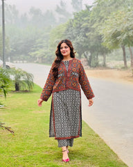 Ghazal Delight (Stitched 3 Pcs)